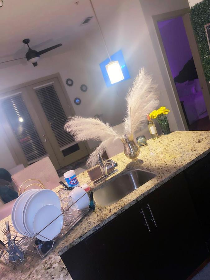 1Bd Gorgeous Loft In Buckhead Free Wi-Fi, Parking Lägenhet Atlanta Exteriör bild